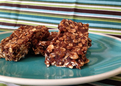 Sticky Almond Granola Bars